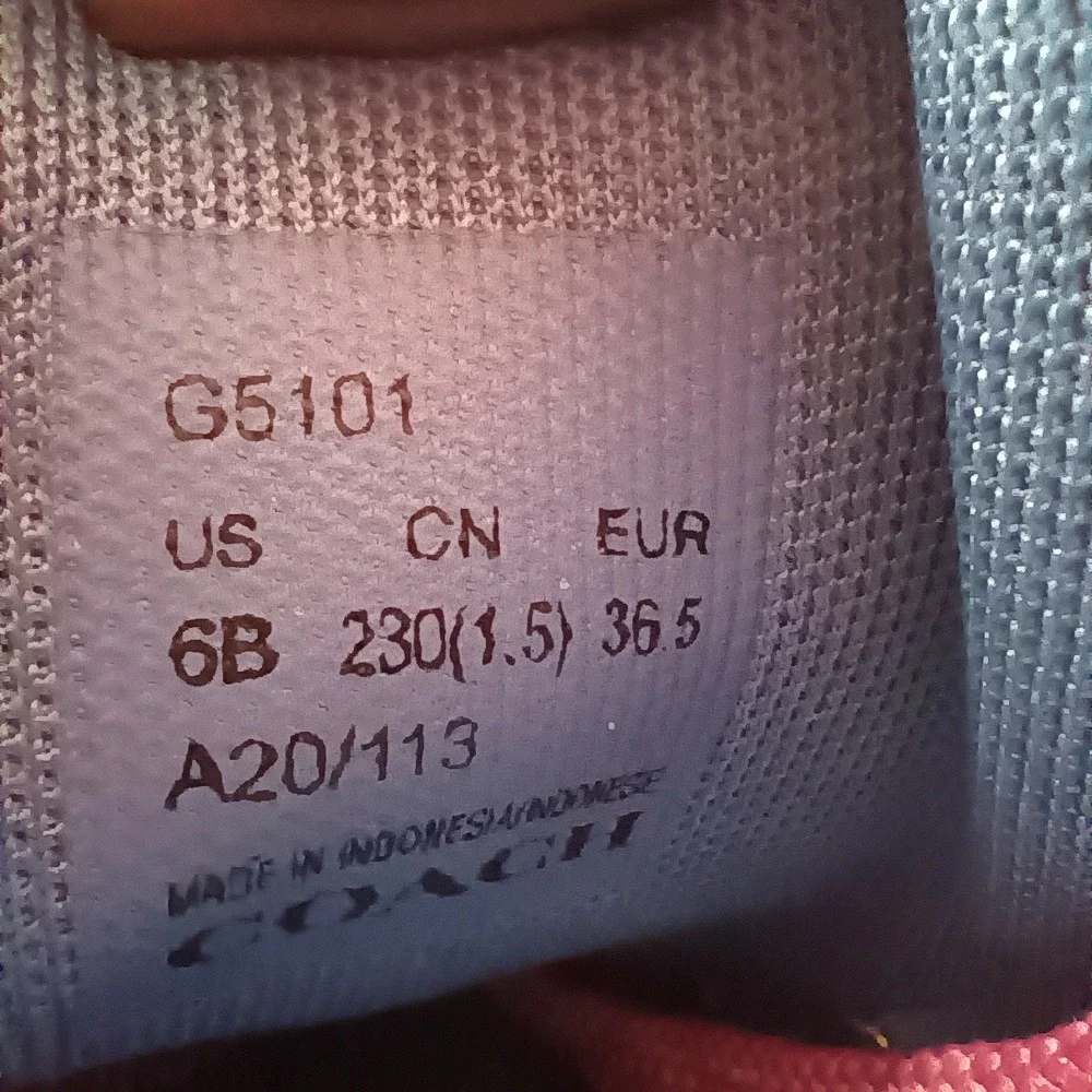 Coach G5101 Love Graphic Low Top Sneakers White Pink Blue Womens 6B - Picture 8 of 8